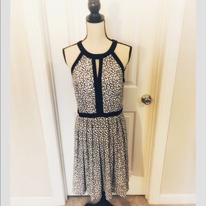 White House Black Market Dress ✨